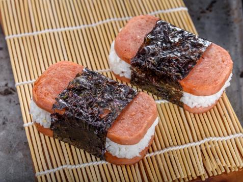 12 Of Our Favorite Hawaiian Foods That Aren'T Poke | Fn Dish -  Behind-The-Scenes, Food Trends, And Best Recipes : Food Network | Food  Network